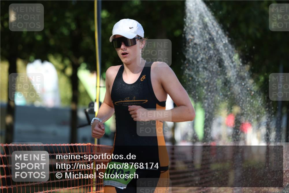 07.09.2025 - 19. Norderstedt Triathlon Michael Strokosch http://msf.ph/oto/8768174 07.09.2025 15:21:43 Laufen  meine-sportfotos.de