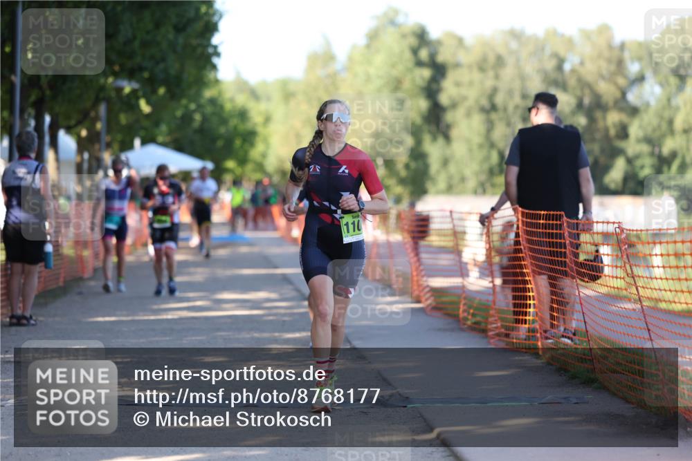 07.09.2025 - 19. Norderstedt Triathlon Michael Strokosch http://msf.ph/oto/8768177 07.09.2025 16:18:55 Laufen 446, 1047, 1050, 1100, 1612 meine-sportfotos.de
