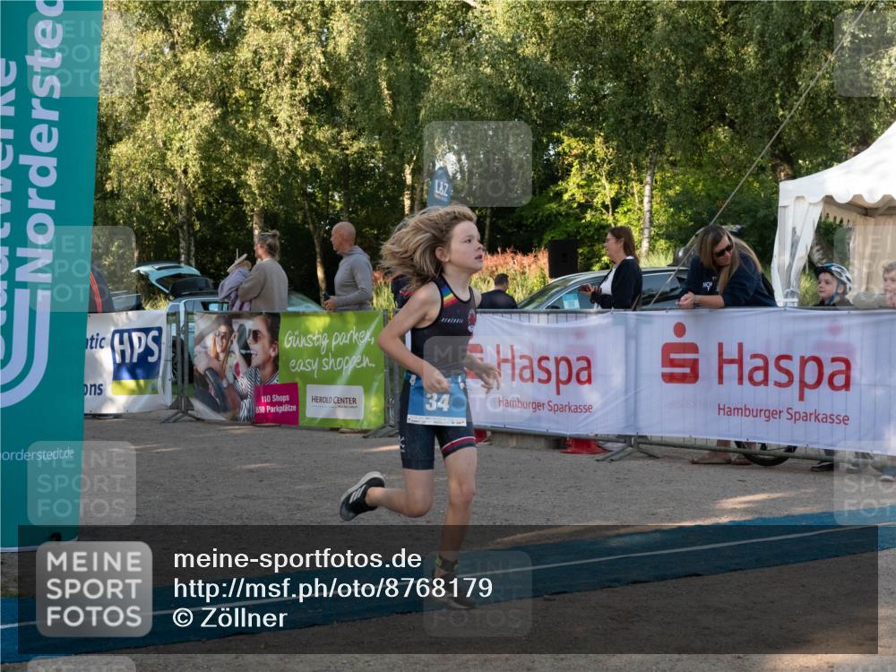07.09.2025 - 19. Norderstedt Triathlon Zöllner http://msf.ph/oto/8768179 07.09.2025 09:15:50 Ziel 7, 17, 34 meine-sportfotos.de