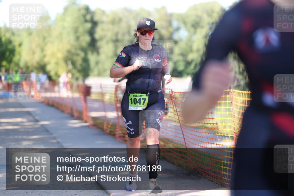 07.09.2025 - 19. Norderstedt Triathlon Michael Strokosch http://msf.ph/oto/8768189 07.09.2025 16:18:58 Laufen 446, 1047, 1100, 1532, 1586 meine-sportfotos.de