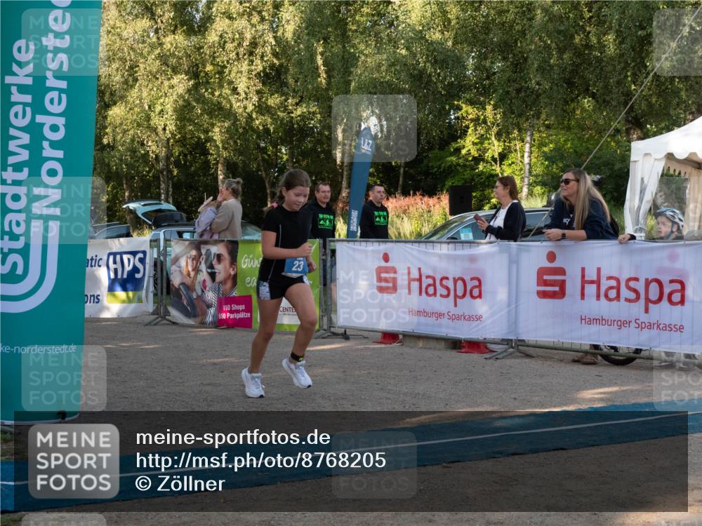 07.09.2025 - 19. Norderstedt Triathlon Zöllner http://msf.ph/oto/8768205 07.09.2025 09:16:10 Ziel 23 meine-sportfotos.de