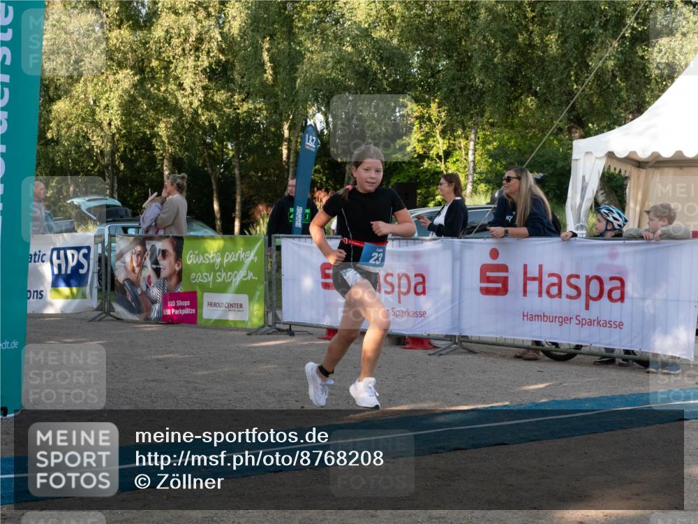 07.09.2025 - 19. Norderstedt Triathlon Zöllner http://msf.ph/oto/8768208 07.09.2025 09:16:11 Ziel 23 meine-sportfotos.de