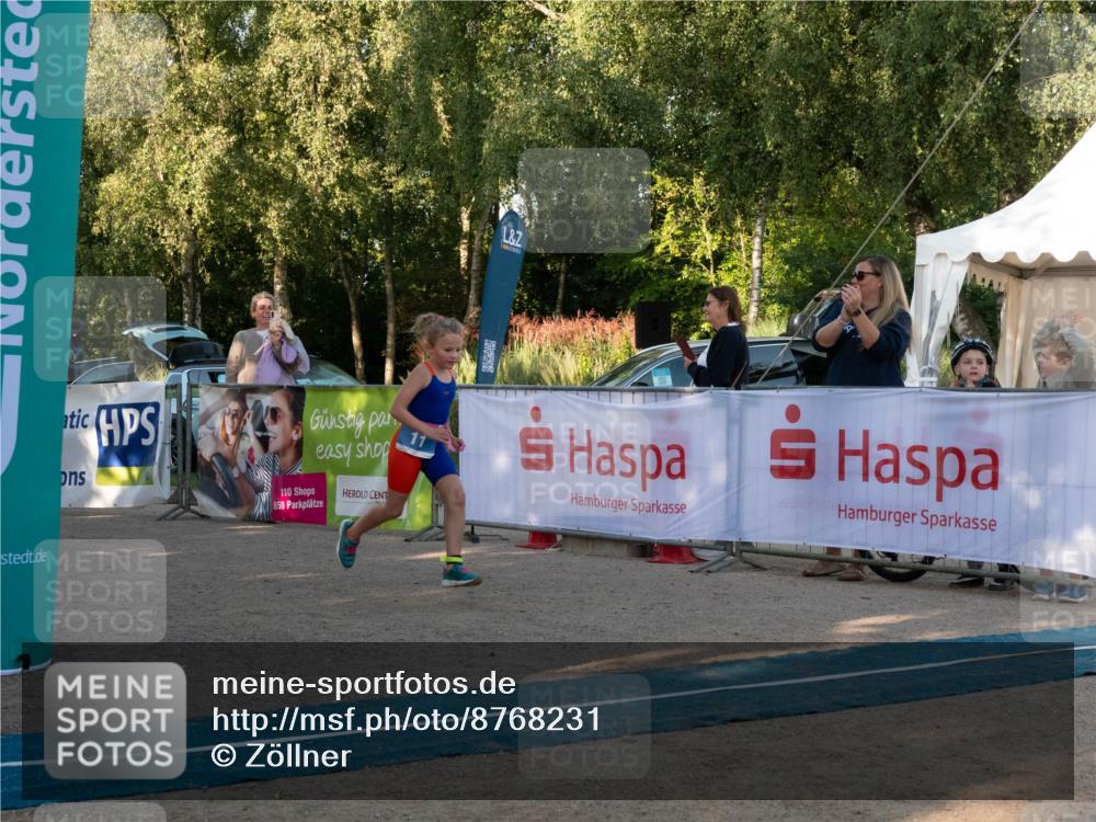 07.09.2025 - 19. Norderstedt Triathlon Zöllner http://msf.ph/oto/8768231 07.09.2025 09:16:26 Ziel 2, 11 meine-sportfotos.de