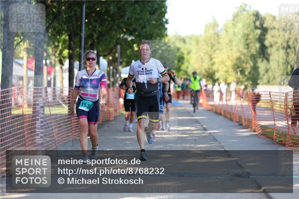 07.09.2025 - 19. Norderstedt Triathlon Michael Strokosch http://msf.ph/oto/8768232 07.09.2025 16:19:04 Laufen 399, 446, 496, 519, 1532, 1584, 1586 meine-sportfotos.de