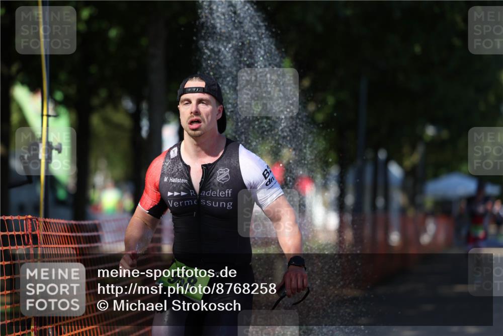 07.09.2025 - 19. Norderstedt Triathlon Michael Strokosch http://msf.ph/oto/8768258 07.09.2025 15:22:03 Laufen 968 meine-sportfotos.de