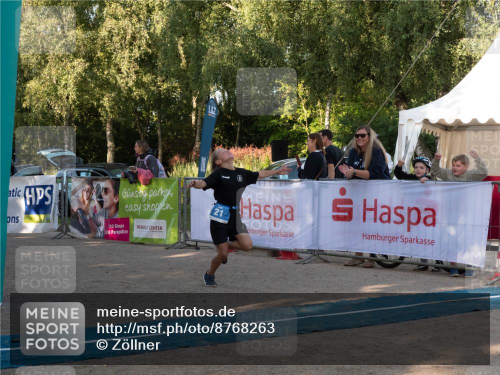 07.09.2025 - 19. Norderstedt Triathlon Zöllner http://msf.ph/oto/8768263 07.09.2025 09:16:46 Ziel 21, 26 meine-sportfotos.de