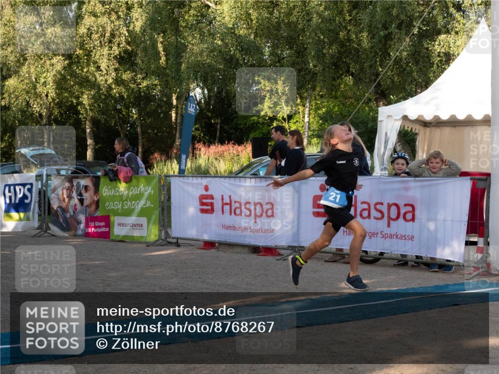 07.09.2025 - 19. Norderstedt Triathlon Zöllner http://msf.ph/oto/8768267 07.09.2025 09:16:46 Ziel 21, 26 meine-sportfotos.de