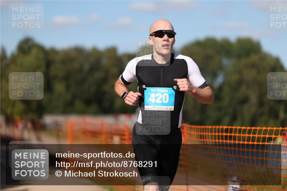 07.09.2025 - 19. Norderstedt Triathlon Michael Strokosch http://msf.ph/oto/8768291 07.09.2025 15:22:27 Laufen 420, 1501 meine-sportfotos.de