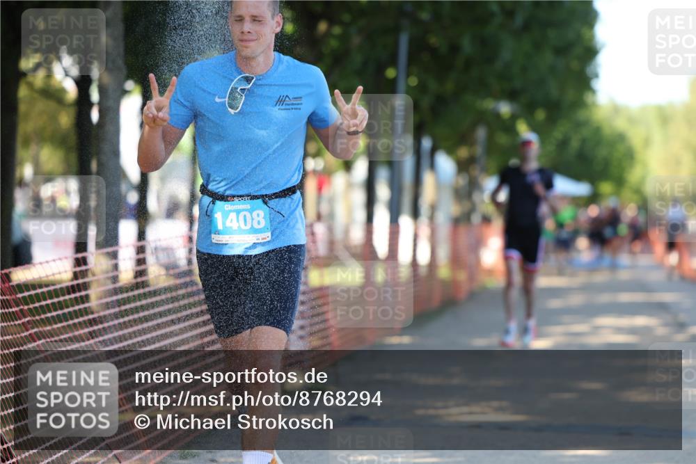 07.09.2025 - 19. Norderstedt Triathlon Michael Strokosch http://msf.ph/oto/8768294 07.09.2025 16:19:28 Laufen 534, 544, 1049 meine-sportfotos.de