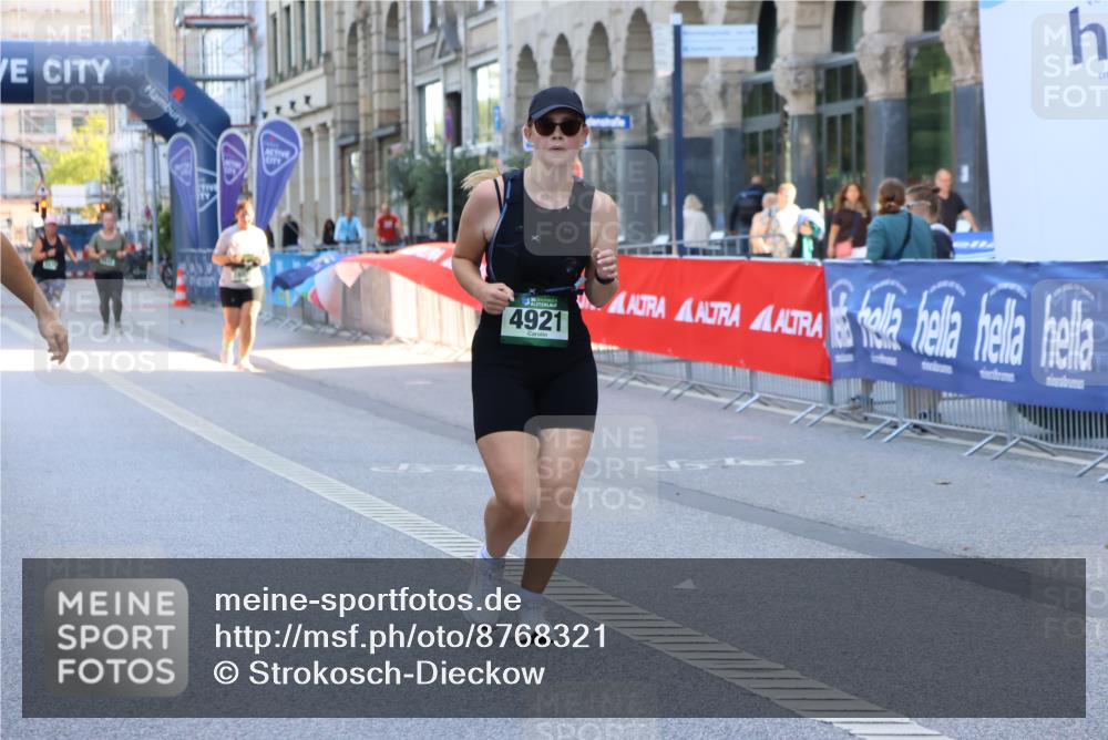 07.09.2025 - BARMER Alsterlauf Strokosch-Dieckow http://msf.ph/oto/8768321 07.09.2025 10:32:02 Ziel 3307, 4222 meine-sportfotos.de