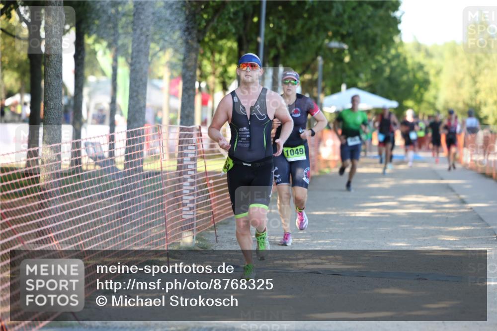07.09.2025 - 19. Norderstedt Triathlon Michael Strokosch http://msf.ph/oto/8768325 07.09.2025 16:19:34 Laufen 534, 544, 939, 1049 meine-sportfotos.de