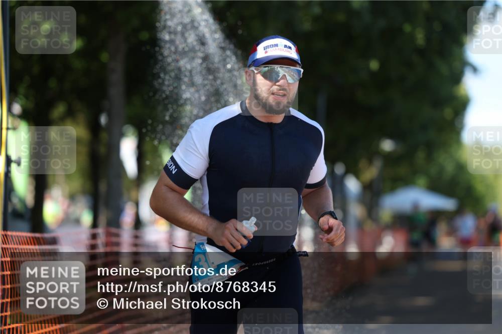 07.09.2025 - 19. Norderstedt Triathlon Michael Strokosch http://msf.ph/oto/8768345 07.09.2025 15:22:39 Laufen 364, 1501 meine-sportfotos.de