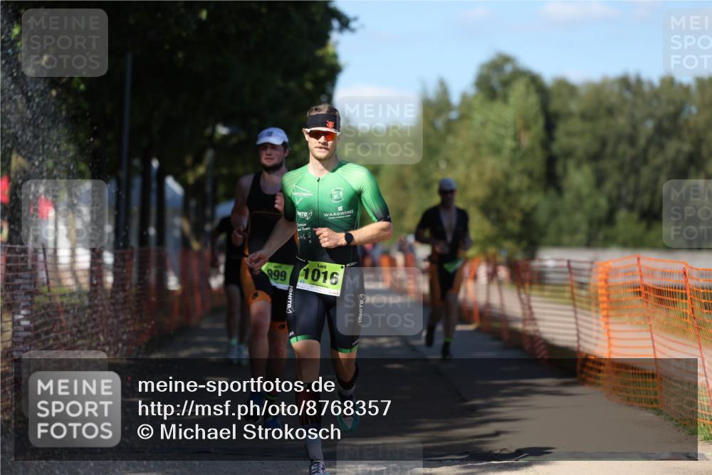 07.09.2025 - 19. Norderstedt Triathlon Michael Strokosch http://msf.ph/oto/8768357 07.09.2025 15:22:48 Laufen 1000, 1431, 1462 meine-sportfotos.de
