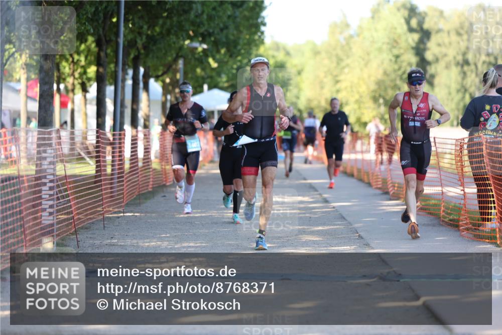 07.09.2025 - 19. Norderstedt Triathlon Michael Strokosch http://msf.ph/oto/8768371 07.09.2025 16:19:43 Laufen 415, 505, 939, 1403, 1413, 1614 meine-sportfotos.de
