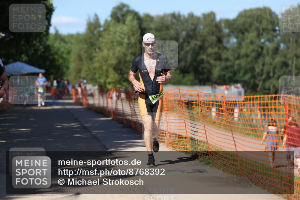07.09.2025 - 19. Norderstedt Triathlon Michael Strokosch http://msf.ph/oto/8768392 07.09.2025 15:22:51 Laufen 1000, 1431, 1462 meine-sportfotos.de