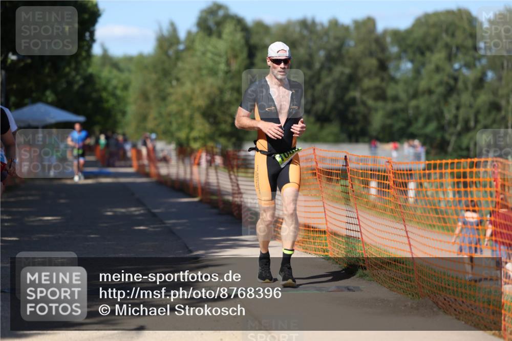 07.09.2025 - 19. Norderstedt Triathlon Michael Strokosch http://msf.ph/oto/8768396 07.09.2025 15:22:51 Laufen 1000, 1431, 1462 meine-sportfotos.de