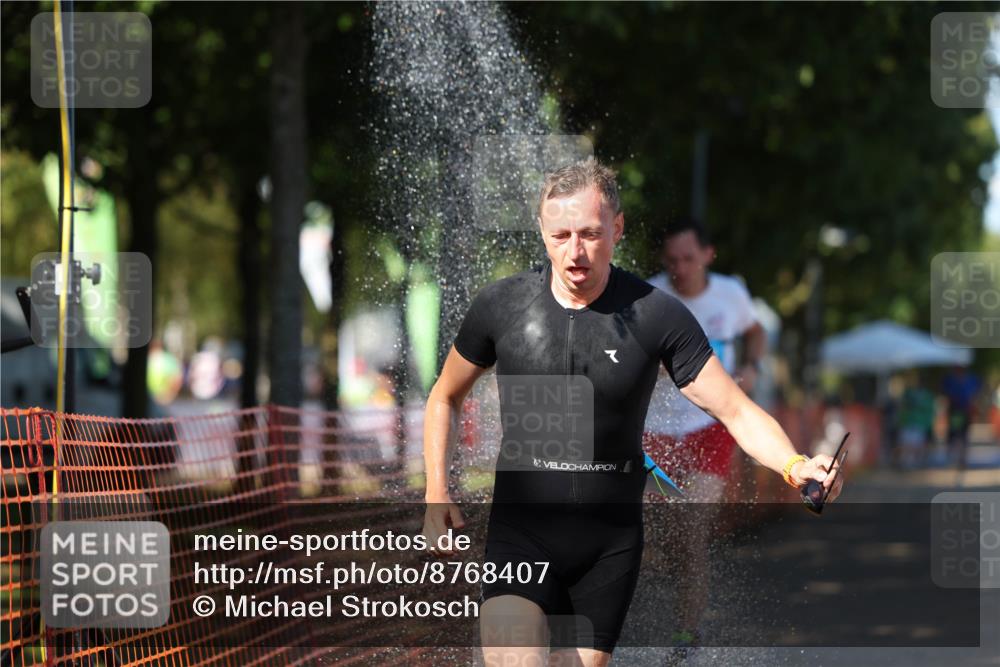 07.09.2025 - 19. Norderstedt Triathlon Michael Strokosch http://msf.ph/oto/8768407 07.09.2025 15:22:53 Laufen 1000, 1431, 1462 meine-sportfotos.de