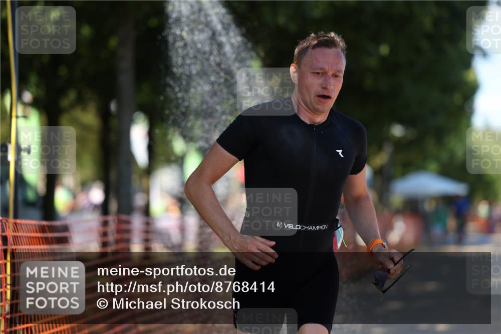 07.09.2025 - 19. Norderstedt Triathlon Michael Strokosch http://msf.ph/oto/8768414 07.09.2025 15:22:53 Laufen 1000, 1431, 1462 meine-sportfotos.de