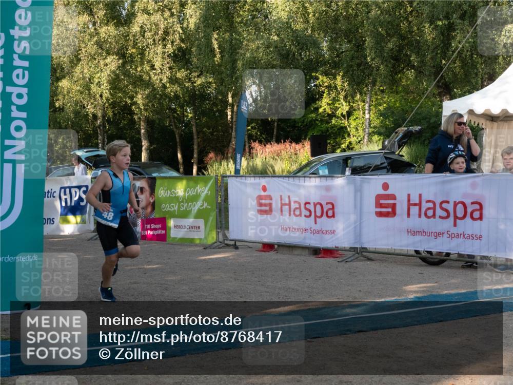 07.09.2025 - 19. Norderstedt Triathlon Zöllner http://msf.ph/oto/8768417 07.09.2025 09:17:36 Ziel 8, 13, 47, 48 meine-sportfotos.de