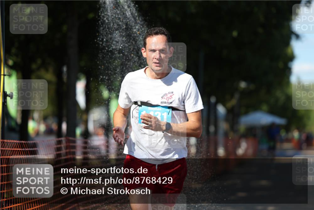 07.09.2025 - 19. Norderstedt Triathlon Michael Strokosch http://msf.ph/oto/8768429 07.09.2025 15:22:55 Laufen 1000, 1431, 1462 meine-sportfotos.de