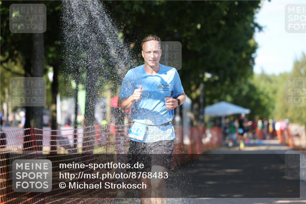 07.09.2025 - 19. Norderstedt Triathlon Michael Strokosch http://msf.ph/oto/8768483 07.09.2025 15:23:27 Laufen 427 meine-sportfotos.de