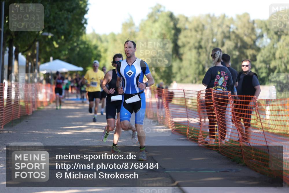 07.09.2025 - 19. Norderstedt Triathlon Michael Strokosch http://msf.ph/oto/8768484 07.09.2025 16:20:12 Laufen 949, 951, 1043, 1564 meine-sportfotos.de