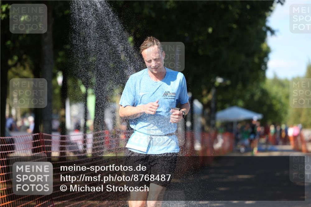 07.09.2025 - 19. Norderstedt Triathlon Michael Strokosch http://msf.ph/oto/8768487 07.09.2025 15:23:27 Laufen 427 meine-sportfotos.de