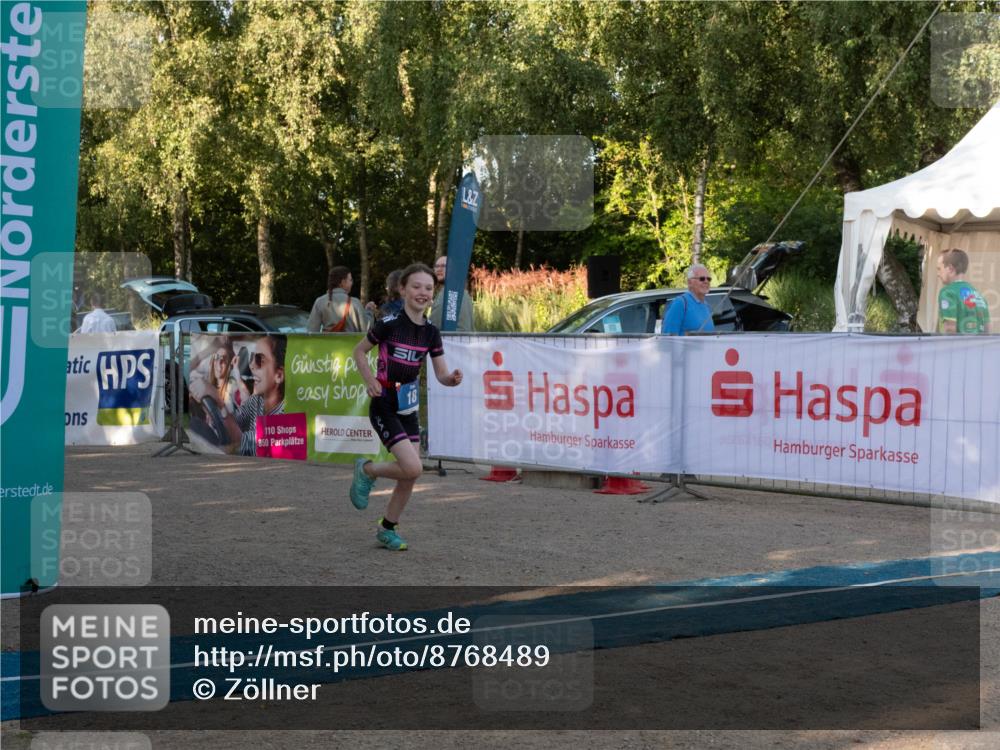 07.09.2025 - 19. Norderstedt Triathlon Zöllner http://msf.ph/oto/8768489 07.09.2025 09:18:43 Ziel 18 meine-sportfotos.de