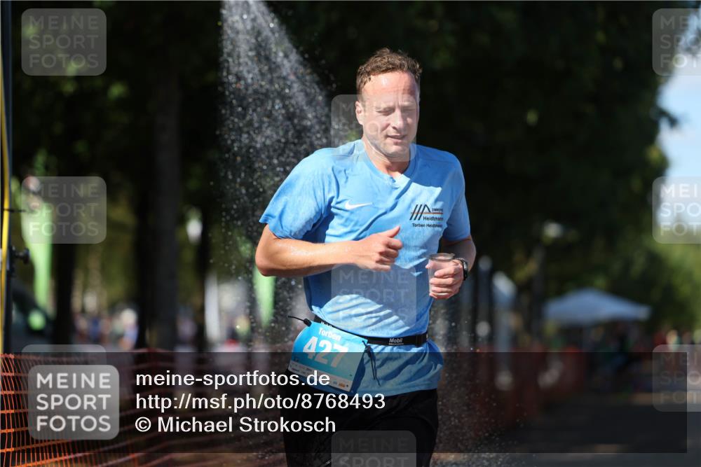 07.09.2025 - 19. Norderstedt Triathlon Michael Strokosch http://msf.ph/oto/8768493 07.09.2025 15:23:28 Laufen 427 meine-sportfotos.de