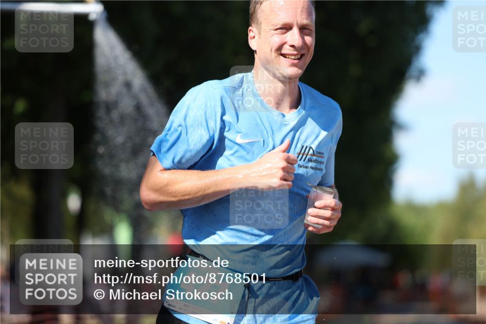 07.09.2025 - 19. Norderstedt Triathlon Michael Strokosch http://msf.ph/oto/8768501 07.09.2025 15:23:29 Laufen 427 meine-sportfotos.de