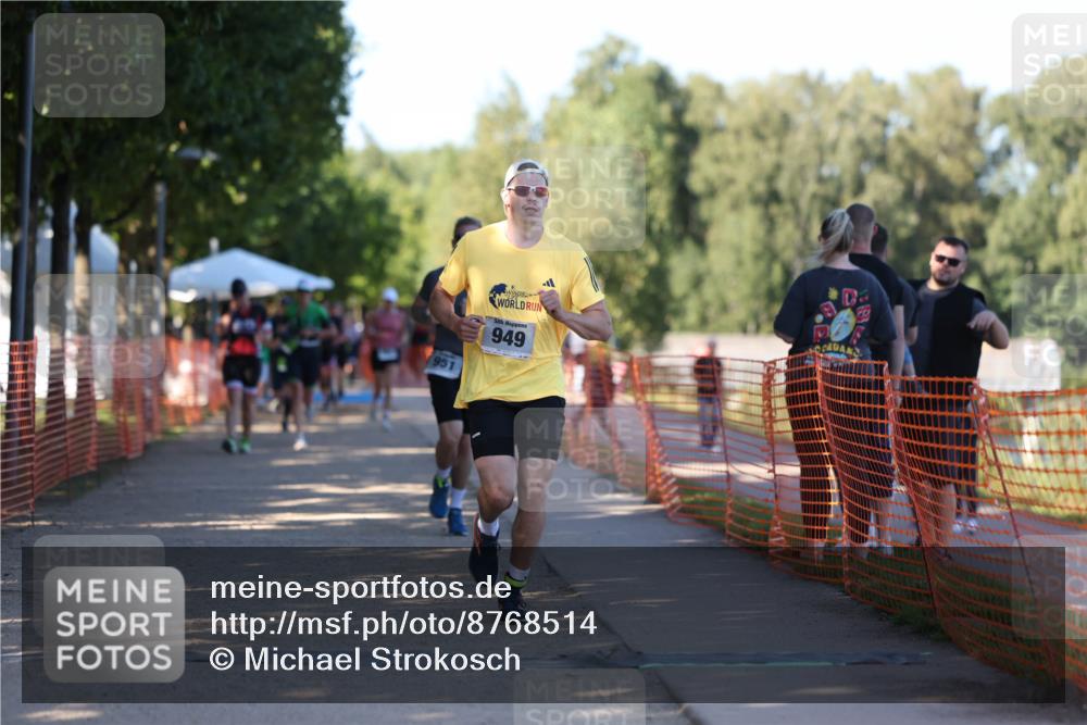 07.09.2025 - 19. Norderstedt Triathlon Michael Strokosch http://msf.ph/oto/8768514 07.09.2025 16:20:17 Laufen 949, 951, 1043, 1550, 1564 meine-sportfotos.de