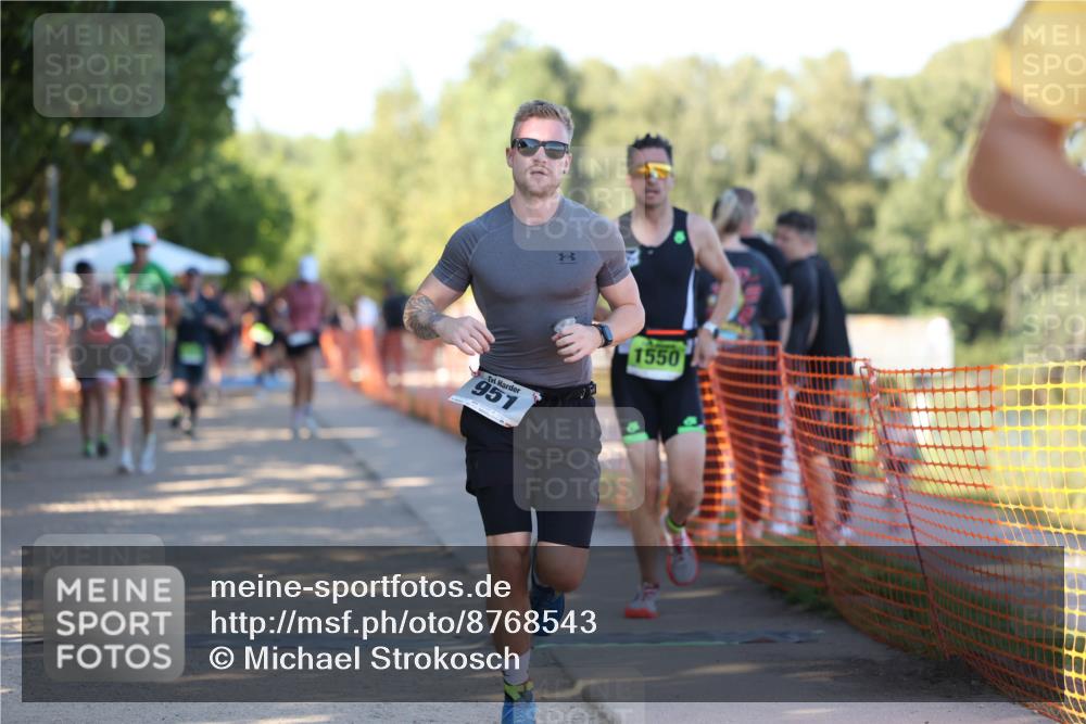 07.09.2025 - 19. Norderstedt Triathlon Michael Strokosch http://msf.ph/oto/8768543 07.09.2025 16:20:20 Laufen 949, 951, 1549, 1550 meine-sportfotos.de