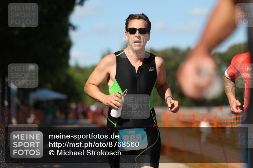 07.09.2025 - 19. Norderstedt Triathlon Michael Strokosch http://msf.ph/oto/8768560 07.09.2025 15:23:42 Laufen 888 meine-sportfotos.de