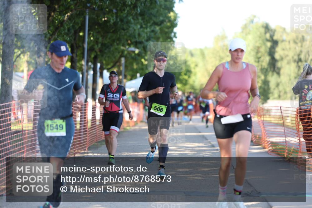 07.09.2025 - 19. Norderstedt Triathlon Michael Strokosch http://msf.ph/oto/8768573 07.09.2025 16:20:28 Laufen 445, 506, 549, 953, 1410, 1549 meine-sportfotos.de
