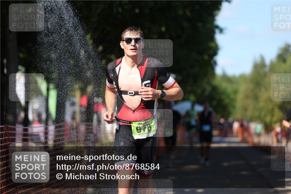 07.09.2025 - 19. Norderstedt Triathlon Michael Strokosch http://msf.ph/oto/8768584 07.09.2025 15:24:02 Laufen 363, 1025, 1406 meine-sportfotos.de