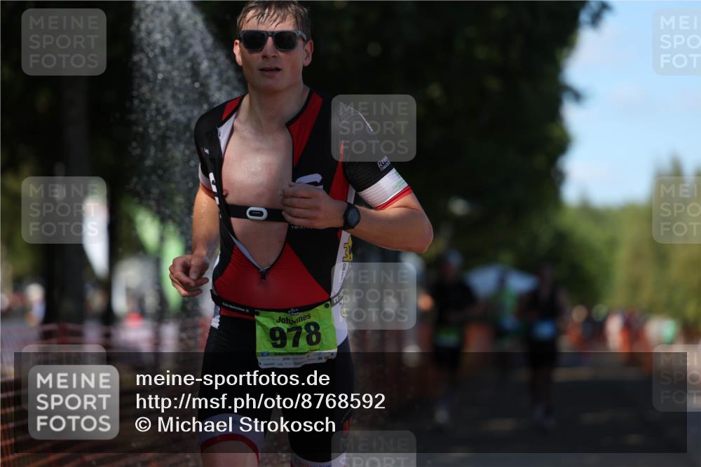 07.09.2025 - 19. Norderstedt Triathlon Michael Strokosch http://msf.ph/oto/8768592 07.09.2025 15:24:02 Laufen 363, 1025, 1406 meine-sportfotos.de