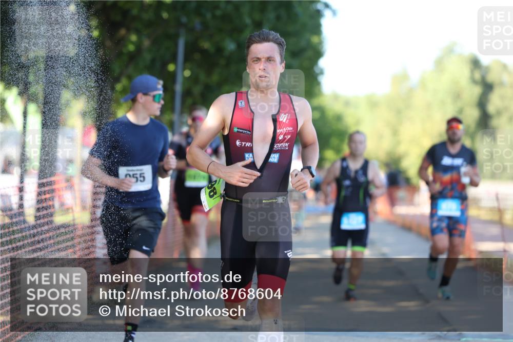 07.09.2025 - 19. Norderstedt Triathlon Michael Strokosch http://msf.ph/oto/8768604 07.09.2025 16:20:39 Laufen 493, 498, 525, 870, 955, 1071, 1074, 1427 meine-sportfotos.de