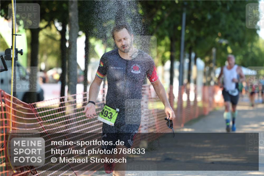07.09.2025 - 19. Norderstedt Triathlon Michael Strokosch http://msf.ph/oto/8768633 07.09.2025 16:20:44 Laufen 493, 870, 955, 956, 1074, 1087, 1427 meine-sportfotos.de