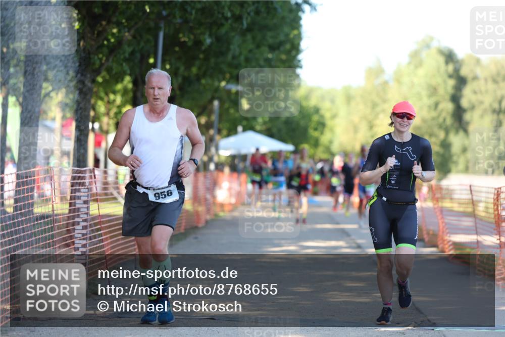 07.09.2025 - 19. Norderstedt Triathlon Michael Strokosch http://msf.ph/oto/8768655 07.09.2025 16:20:47 Laufen 464, 493, 956, 1063, 1087, 1593 meine-sportfotos.de