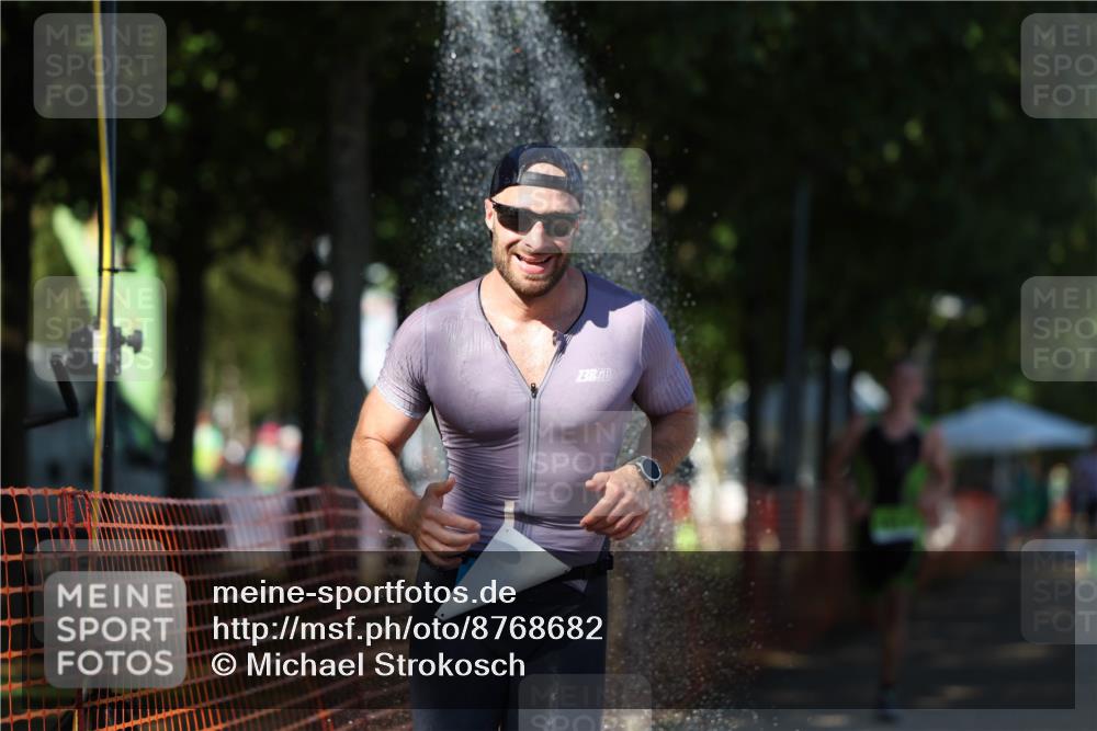 07.09.2025 - 19. Norderstedt Triathlon Michael Strokosch http://msf.ph/oto/8768682 07.09.2025 15:24:32 Laufen 872 meine-sportfotos.de