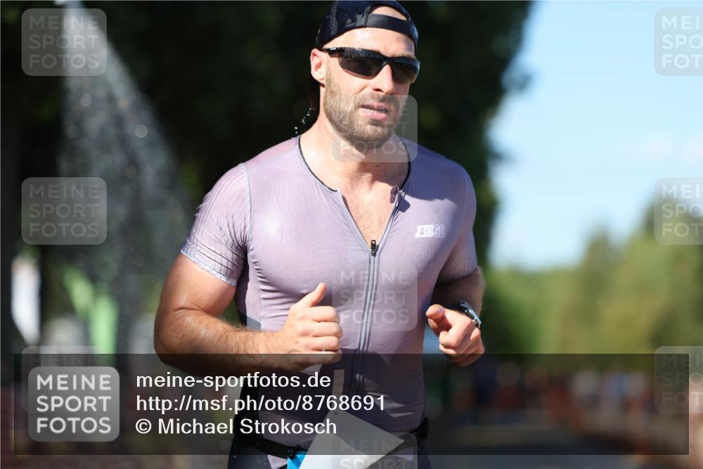 07.09.2025 - 19. Norderstedt Triathlon Michael Strokosch http://msf.ph/oto/8768691 07.09.2025 15:24:33 Laufen 872 meine-sportfotos.de