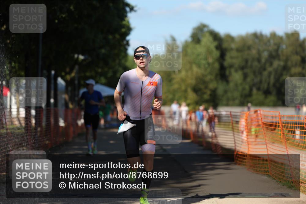 07.09.2025 - 19. Norderstedt Triathlon Michael Strokosch http://msf.ph/oto/8768699 07.09.2025 15:24:42 Laufen  meine-sportfotos.de