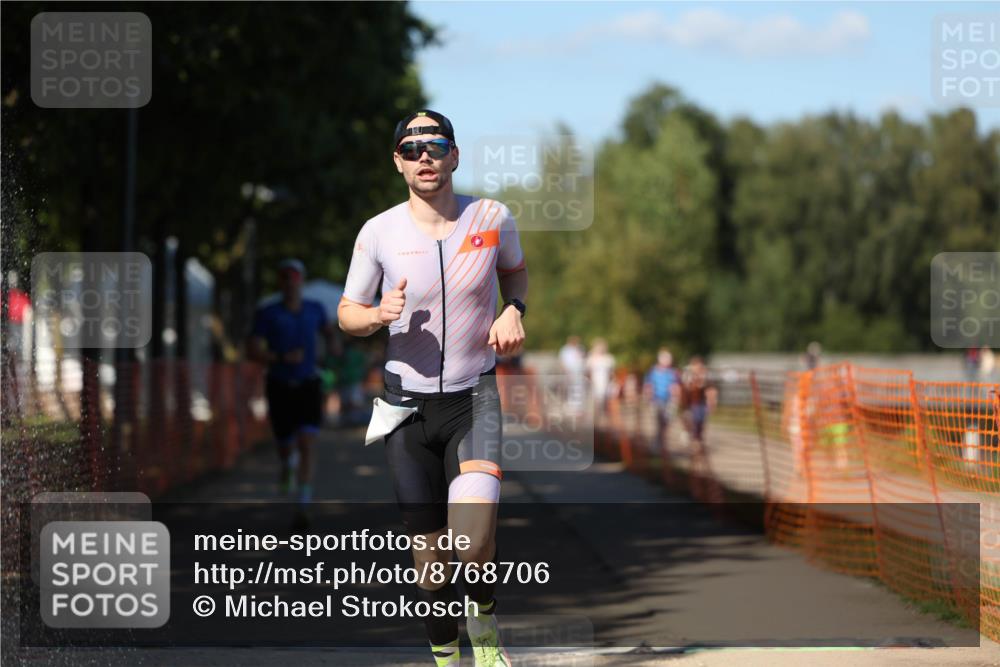 07.09.2025 - 19. Norderstedt Triathlon Michael Strokosch http://msf.ph/oto/8768706 07.09.2025 15:24:42 Laufen  meine-sportfotos.de