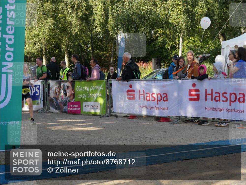 07.09.2025 - 19. Norderstedt Triathlon Zöllner http://msf.ph/oto/8768712 07.09.2025 09:46:53 Ziel 556, 570, 633 meine-sportfotos.de