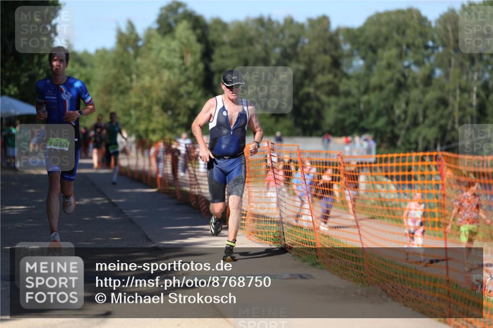 07.09.2025 - 19. Norderstedt Triathlon Michael Strokosch http://msf.ph/oto/8768750 07.09.2025 15:24:59 Laufen 963, 1506 meine-sportfotos.de