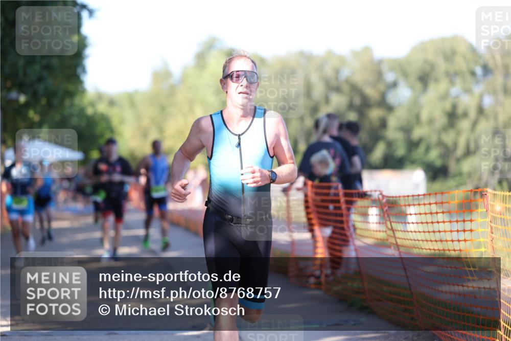 07.09.2025 - 19. Norderstedt Triathlon Michael Strokosch http://msf.ph/oto/8768757 07.09.2025 16:21:09 Laufen 510, 521, 1075, 1573, 1603, 1630 meine-sportfotos.de