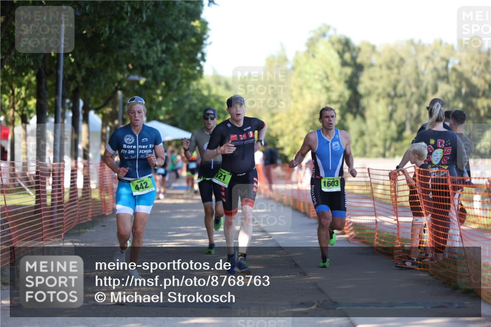 07.09.2025 - 19. Norderstedt Triathlon Michael Strokosch http://msf.ph/oto/8768763 07.09.2025 16:21:11 Laufen 510, 521, 1075, 1573, 1603, 1630 meine-sportfotos.de