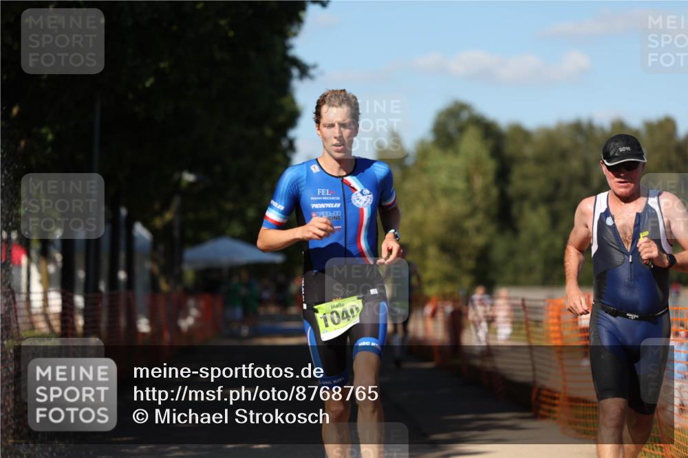 07.09.2025 - 19. Norderstedt Triathlon Michael Strokosch http://msf.ph/oto/8768765 07.09.2025 15:25:00 Laufen 963, 1506 meine-sportfotos.de