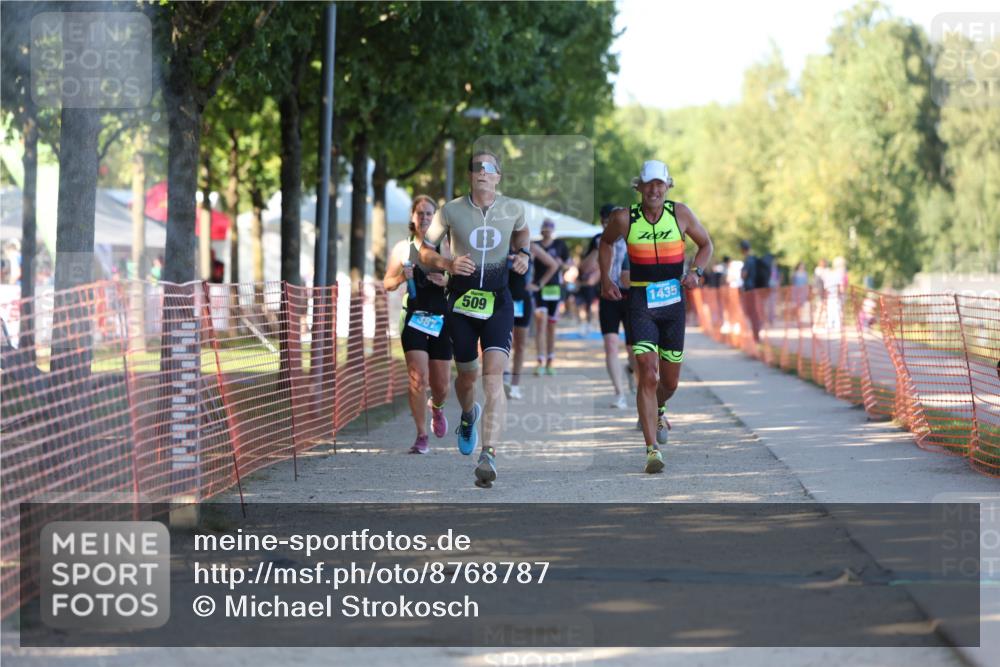07.09.2025 - 19. Norderstedt Triathlon Michael Strokosch http://msf.ph/oto/8768787 07.09.2025 16:21:23 Laufen 387, 509, 1103, 1435, 1618 meine-sportfotos.de