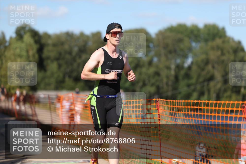 07.09.2025 - 19. Norderstedt Triathlon Michael Strokosch http://msf.ph/oto/8768806 07.09.2025 15:25:15 Laufen 995 meine-sportfotos.de